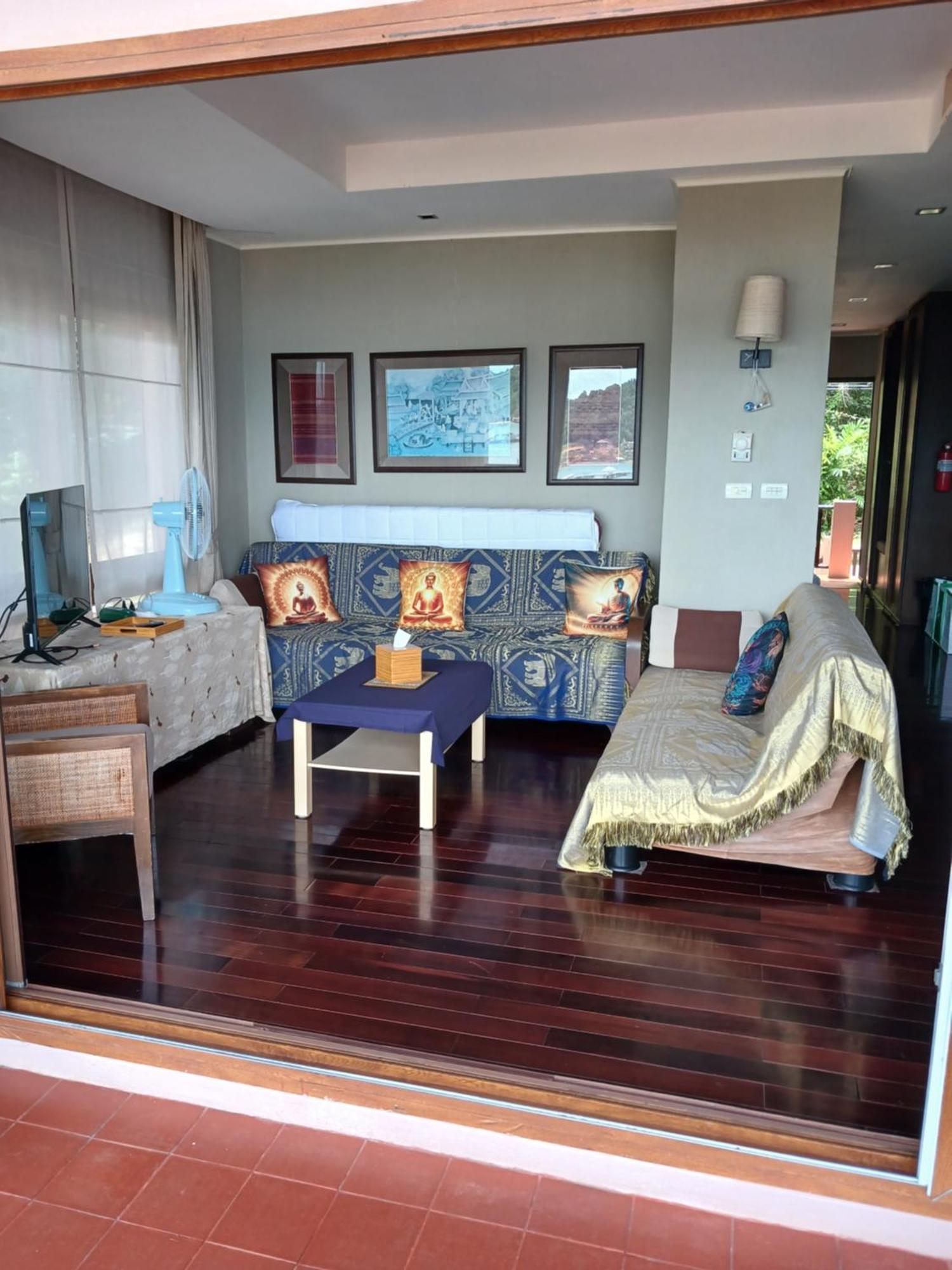 The Apartamento *